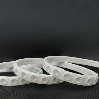 Laditelná flexibilní podložka zdi